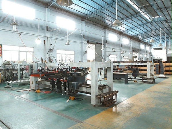 九游(中国)家具-进口设备