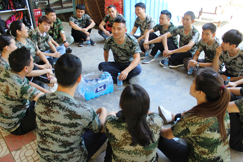 九游(中国)家具团队户外拓展训练